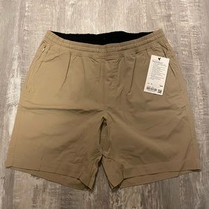 Lululemon Bowline Short 8”